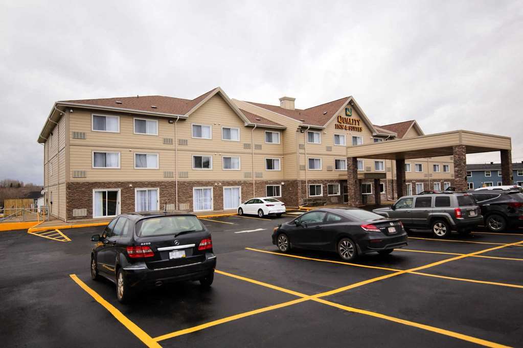 Quality Inn & Suites Bathurst Kültér fotó