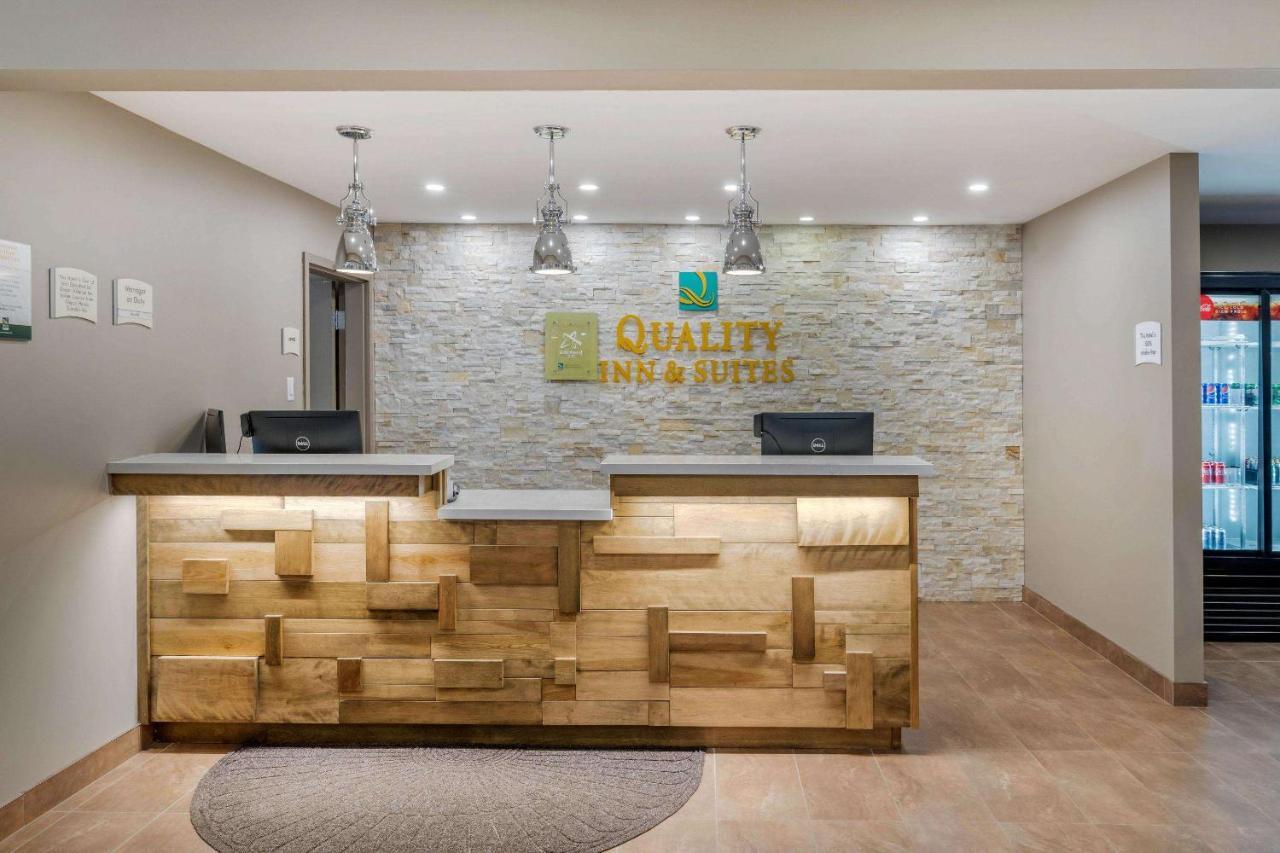 Quality Inn & Suites Bathurst Kültér fotó